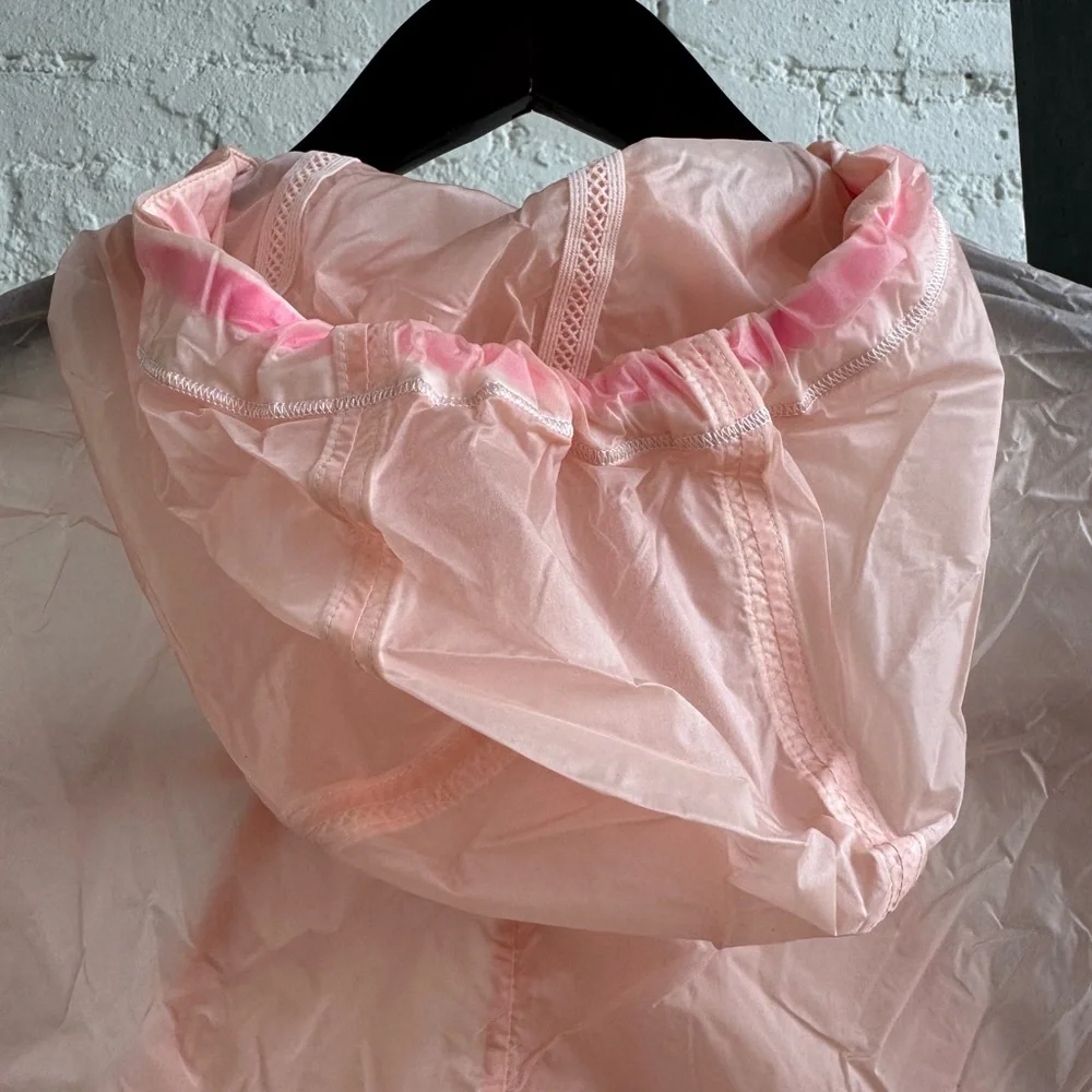 Lululemon Athletica Lightweight Hooded Jacket, Size 8 - Picture 4 of 7